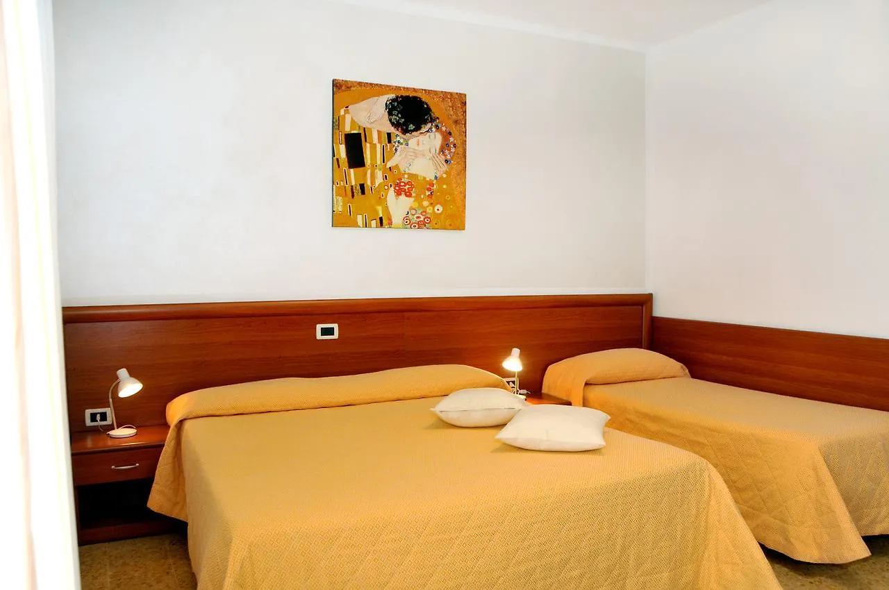 Hotel Giacomazzo Caorle 3*,