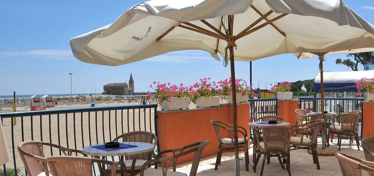 Hotel Giacomazzo Caorle 3*,  Itálie
